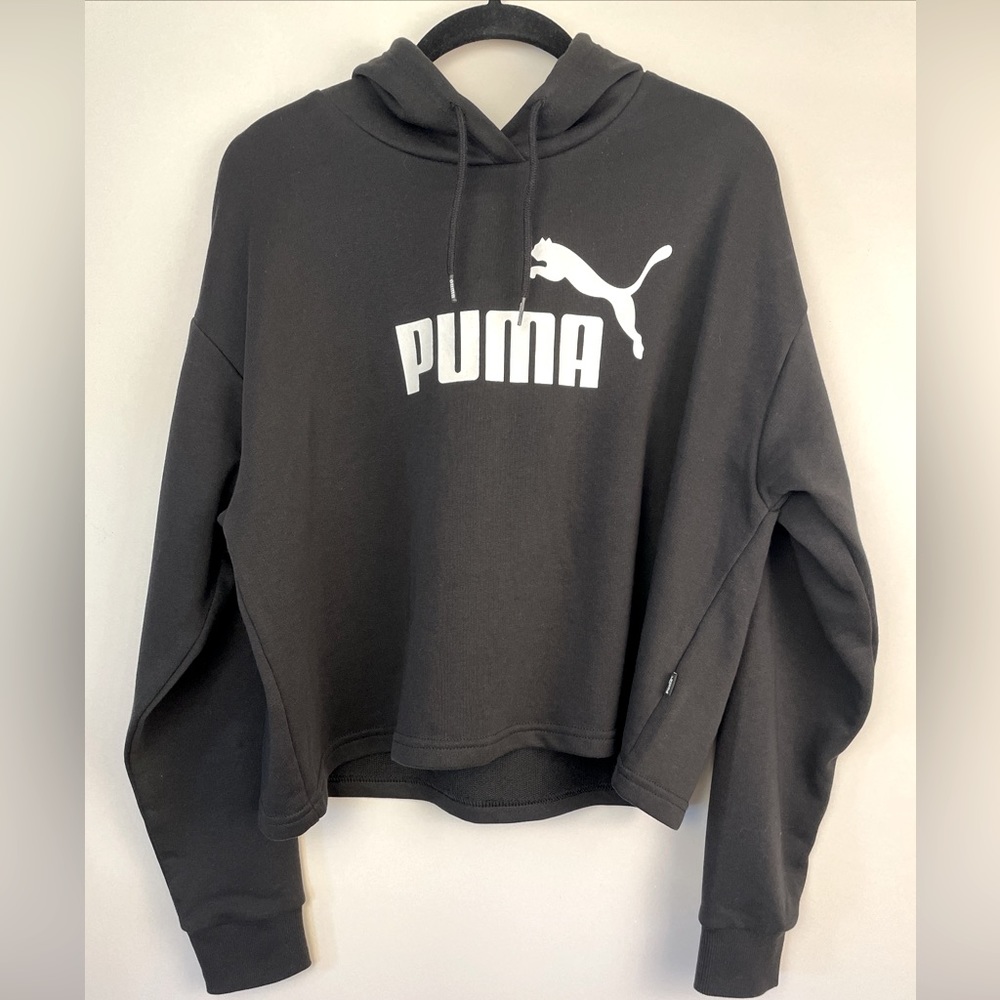 Women’s Medium Puma Hoodie Black Cropped White Logo Sweatshirt Long Sleeve